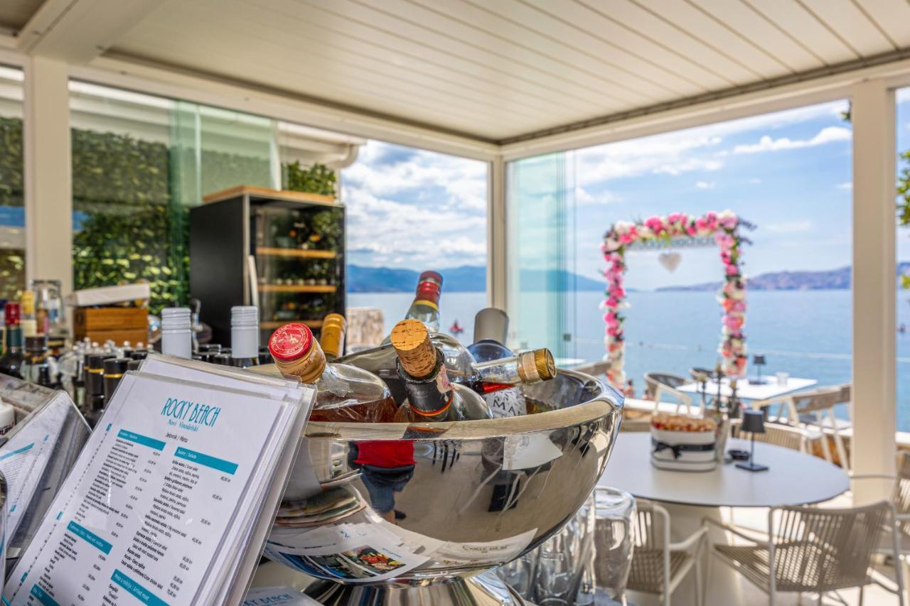 Rocky Beach Rooms Novi Vinodolski Exterior foto