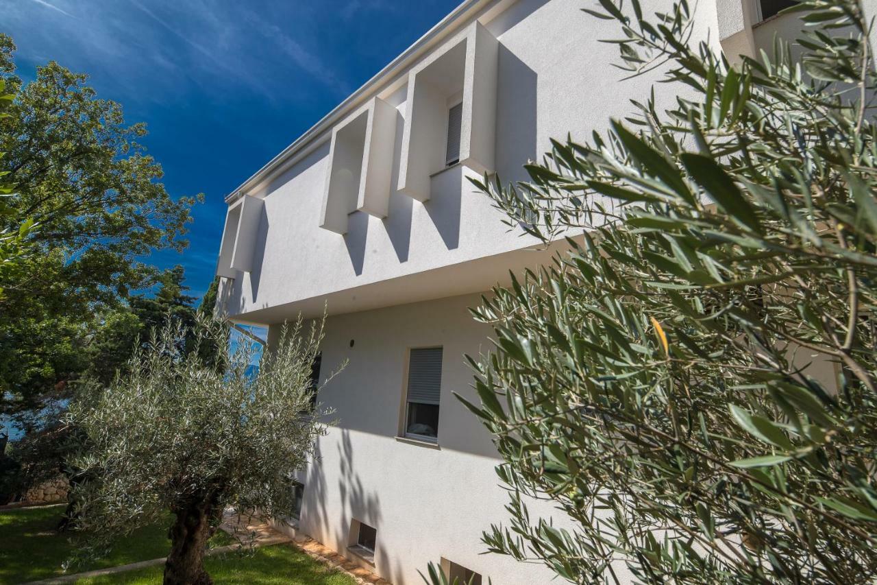 Rocky Beach Rooms Novi Vinodolski Exterior foto